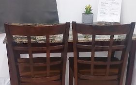 Budget & Basic In Local Neighborhood, 7Min Drive To Downtown Nassau Beach Paradise